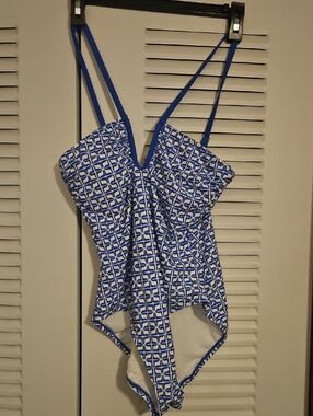 Shade & Shore Blue and White Geometric One-Piece Swimsuit